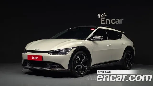 Фотография автомобиля — Kia EV6