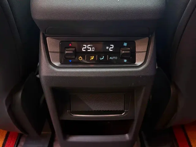 Ford Edge — Фото автомобиля 12