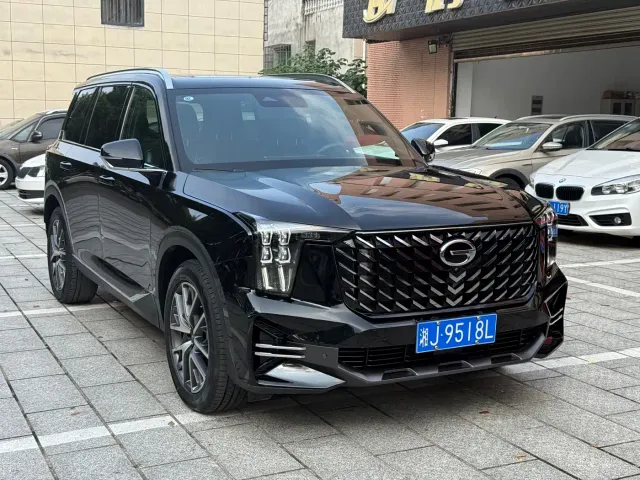 GAC Trumpchi GS8 — Фото автомобиля 2