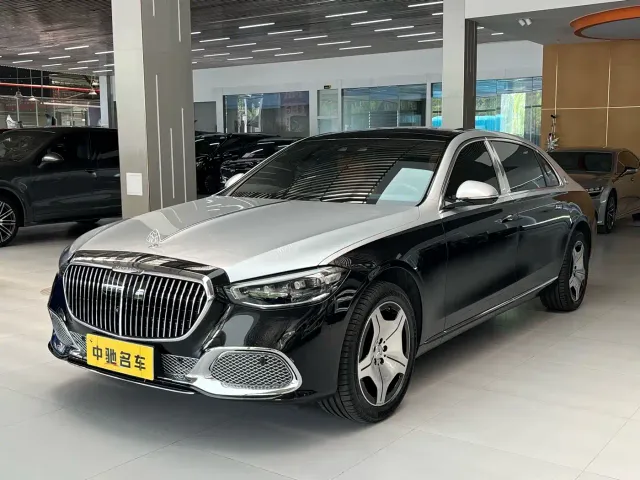 Фотография автомобиля — Mercedes-Benz Maybach S-Class