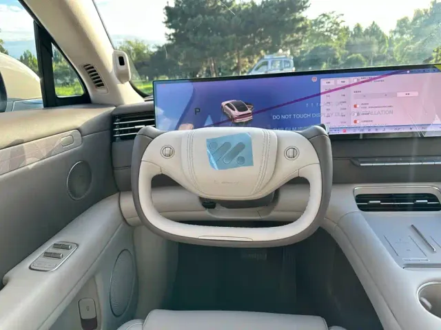 IM Motors LS6 — Фото автомобиля 19