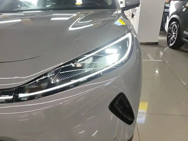 BYD Sealion 05 EV — Фото автомобиля 23