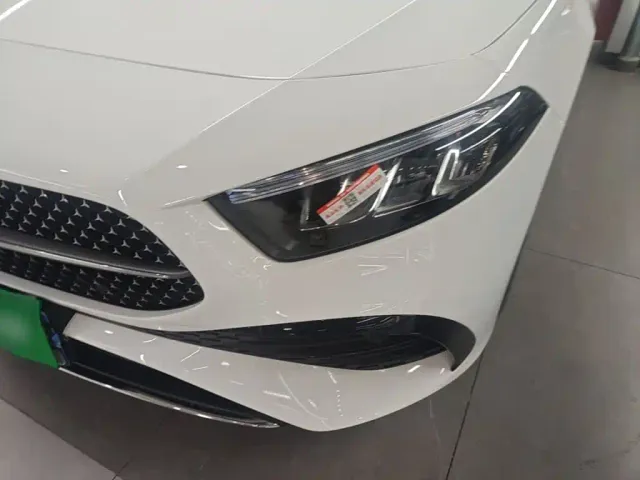 Mercedes-Benz A-Class — Фото автомобиля 23
