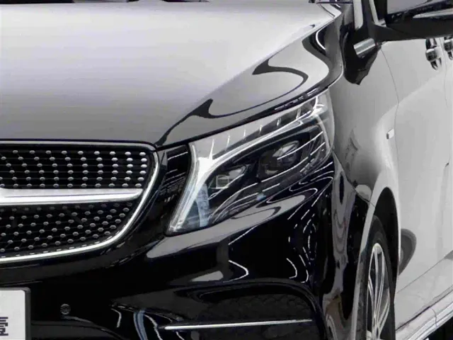 Mercedes-Benz V-Class — Фото автомобиля 3