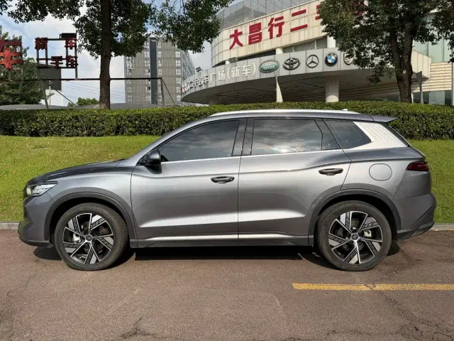 BYD Song Pro — Фото автомобиля 3