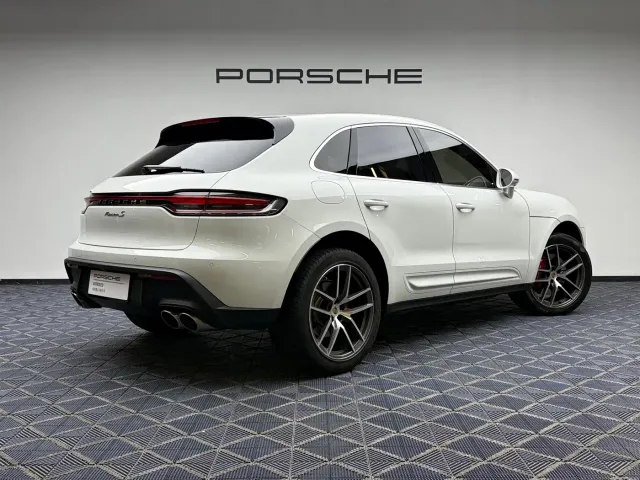 Porsche Macan — Фото автомобиля 9