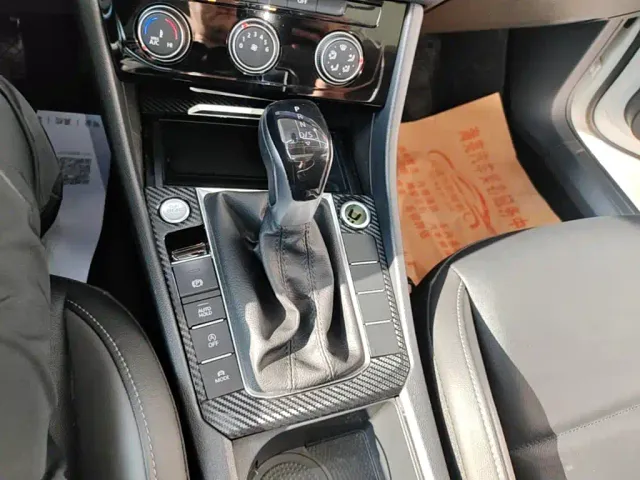 Volkswagen Sagitar 2021 280TSI DSG Surpassing Edition — Фото автомобиля 13