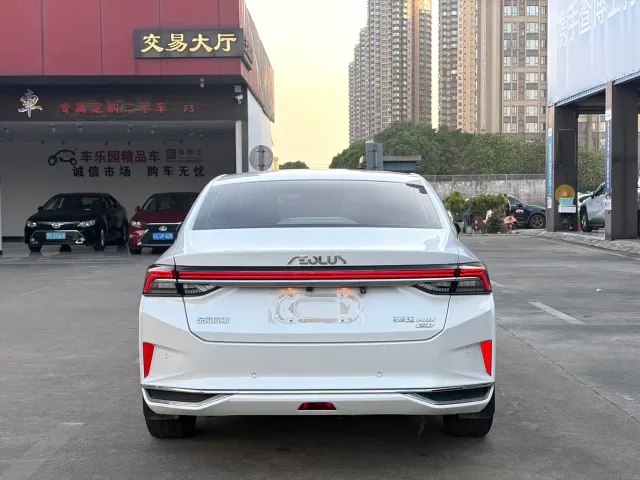 Dongfeng Yixuan MAX — Фото автомобиля 5