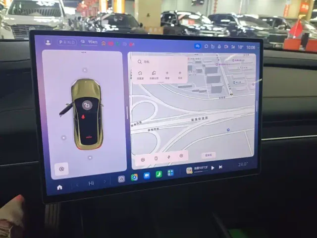 Xiaomi SU7 — Фото автомобиля 12