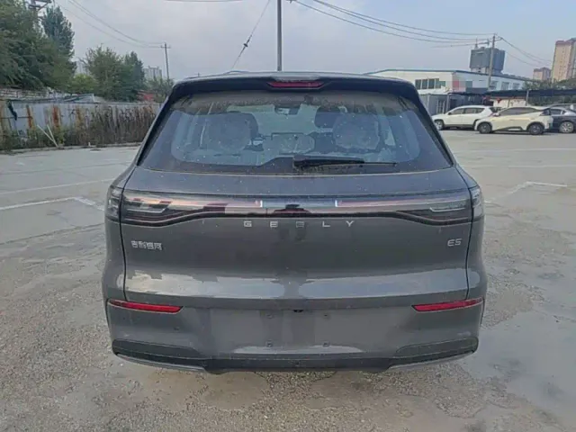 Geely Galaxy E5 — Фото автомобиля 5