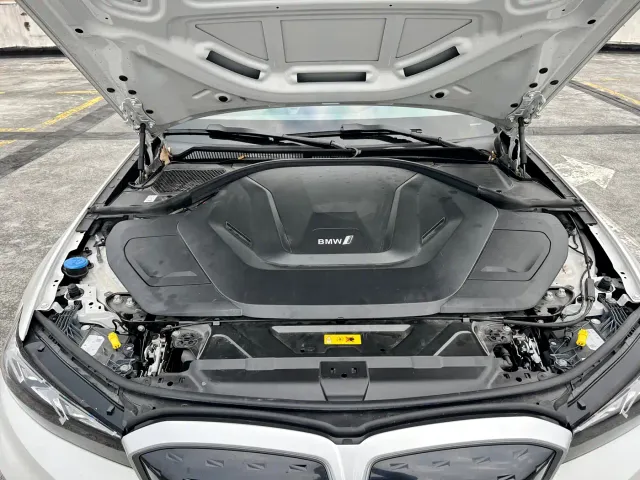 BMW i3 — Фото автомобиля 15