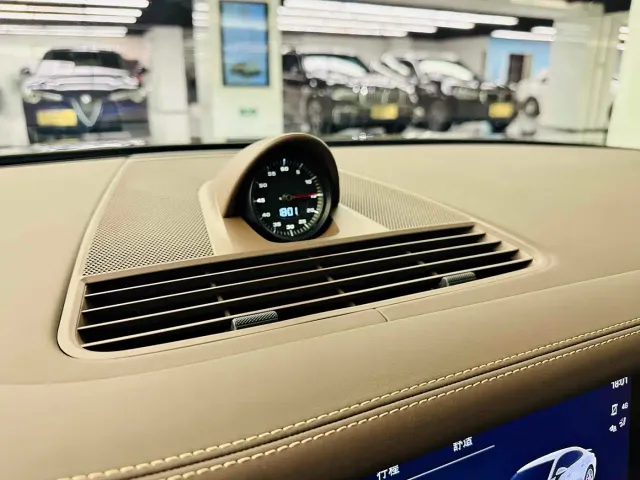 Porsche Panamera — Фото автомобиля 13