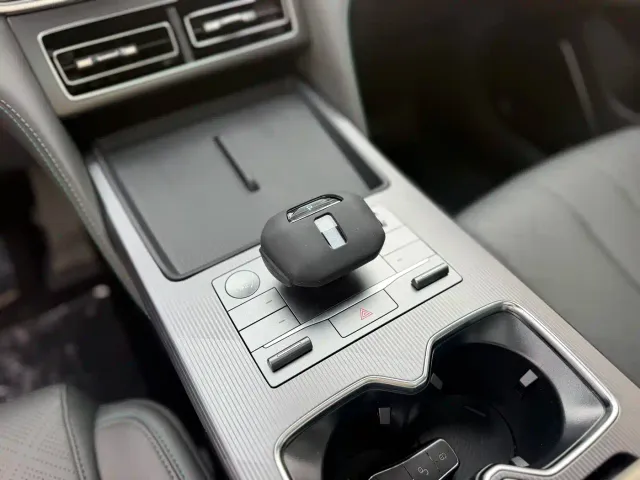 BYD Song L DM-i — Фото автомобиля 30