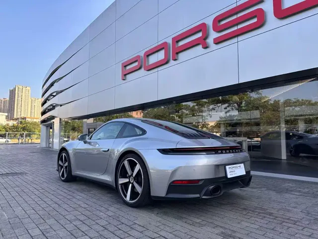 Porsche 911 — Фото автомобиля 5
