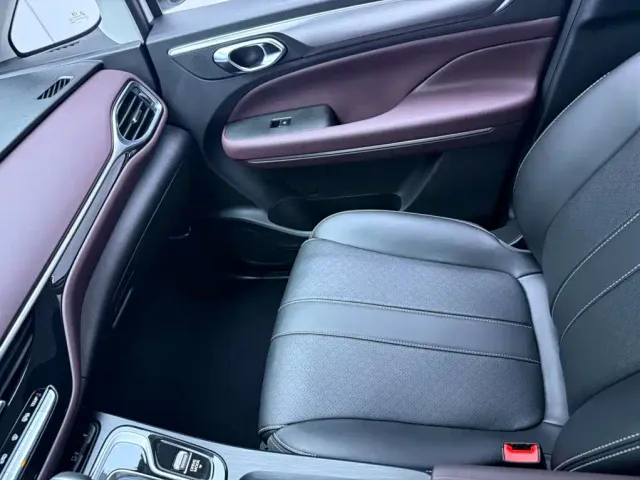 GAC Trumpchi M6 — Фото автомобиля 13