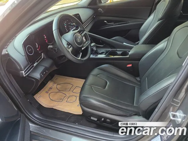 Hyundai Avante CN7 — Фото автомобиля 19