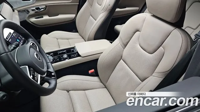 Volvo XC90 Generation 2 — Фото автомобиля 28