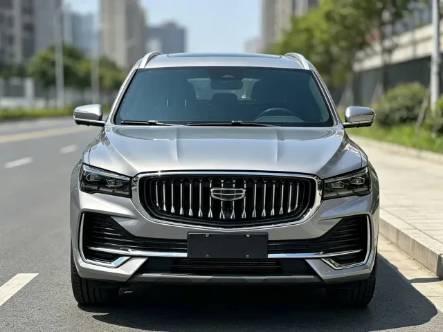 Фотография автомобиля — Geely Xingyue L