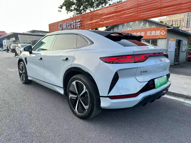 BYD Song L EV — Фото автомобиля 9