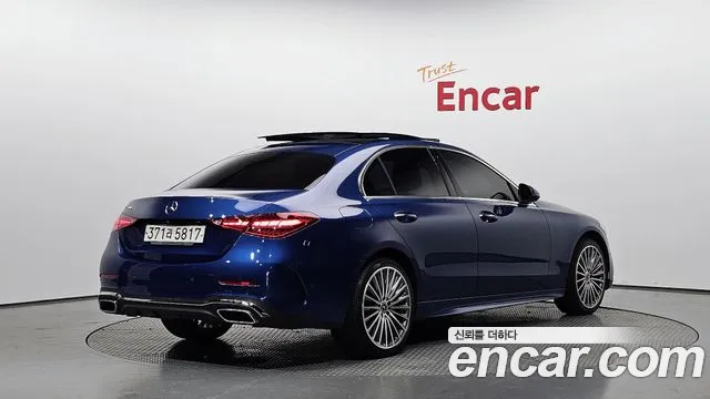 Mercedes-Benz C-Class — Фото автомобиля 2