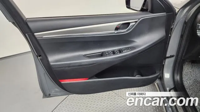 Hyundai Grandeur — Фото автомобиля 22