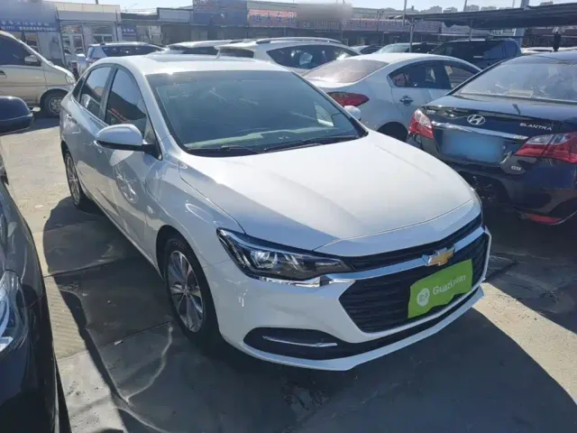 Chevrolet Monza — Фото автомобиля 3
