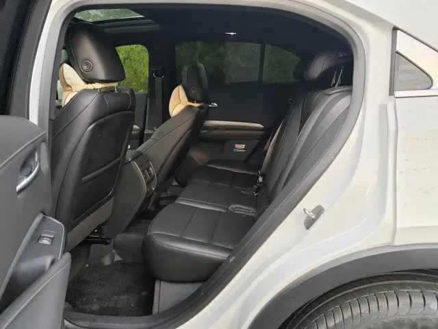 Cadillac XT4 — Фото автомобиля 6