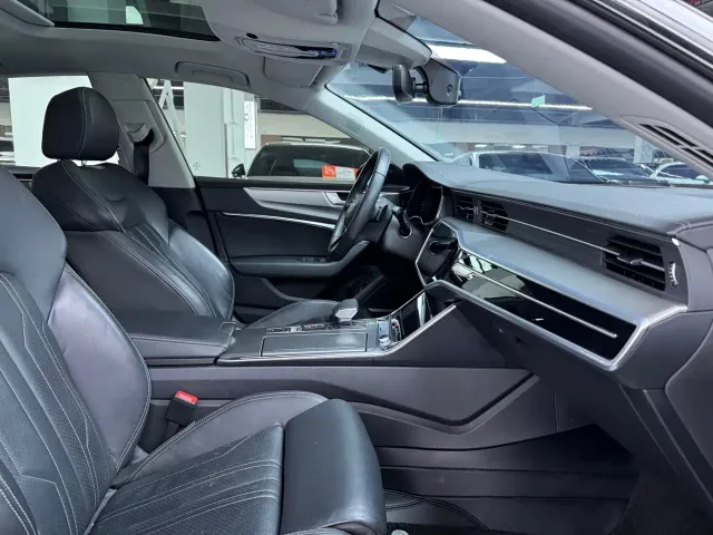Audi A7 — Фото автомобиля 13