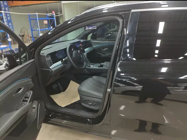 BYD Song L DM-i — Фото автомобиля 5