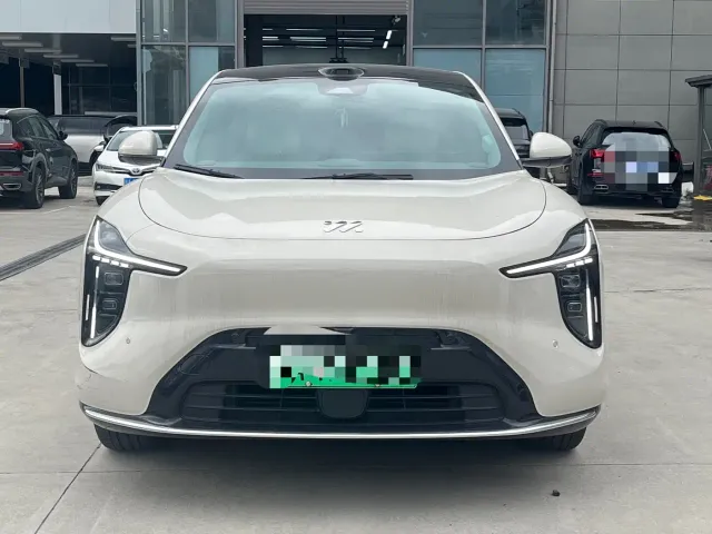 IM Motors LS6 — Фото автомобиля 2