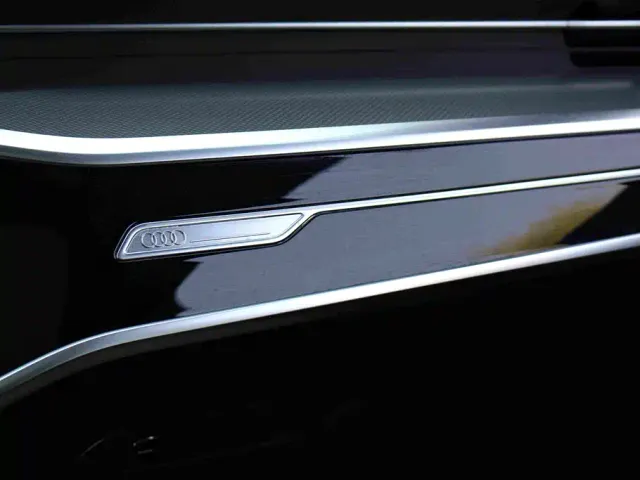 Audi A6L — Фото автомобиля 9