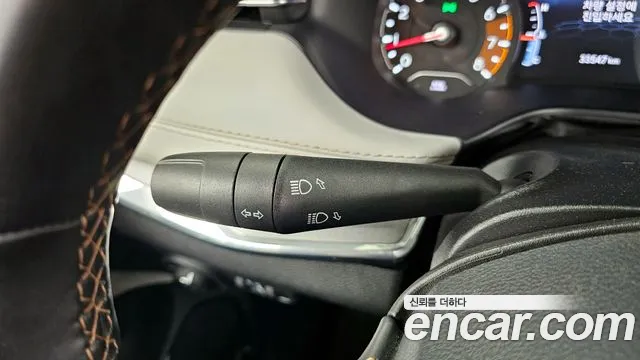 Jeep Compass — Фото автомобиля 28