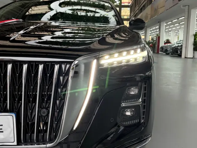 Hongqi H5 — Фото автомобиля 4
