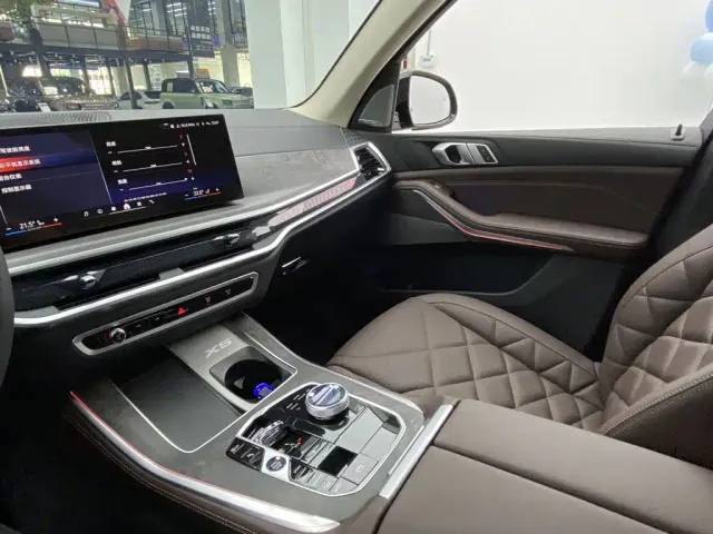 BMW X5 — Фото автомобиля 30