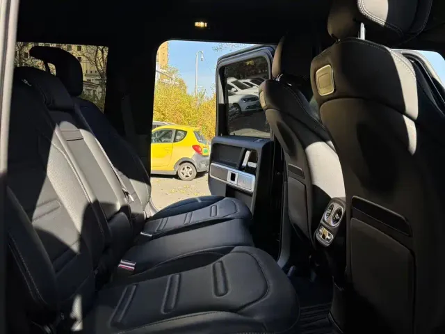 Mercedes-Benz G-Class — Фото автомобиля 7