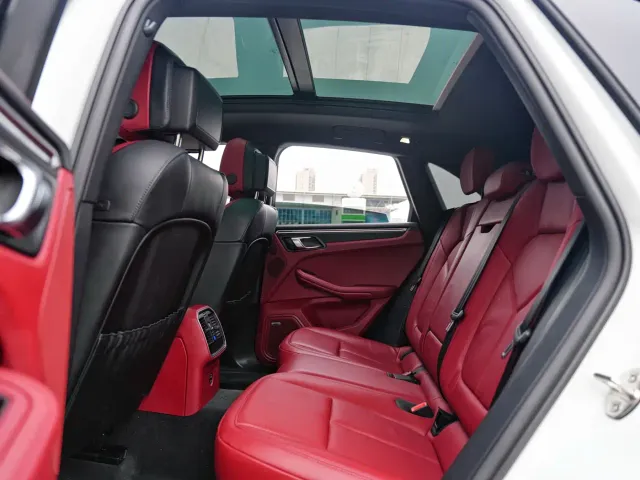 Porsche Macan — Фото автомобиля 13