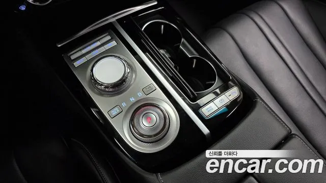 Genesis G80 RG3 — Фото автомобиля 12