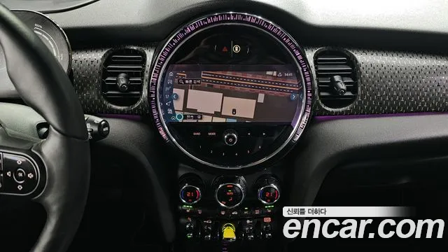 Mini Cooper Cooper Электро SE Электро — Фото автомобиля 10