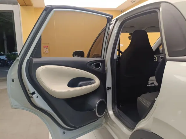 Wuling Bingo — Фото автомобиля 19