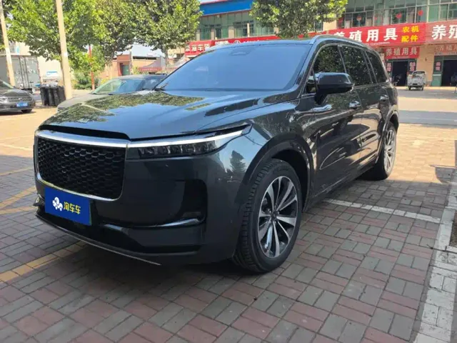 Фотография автомобиля — Li Auto ONE
