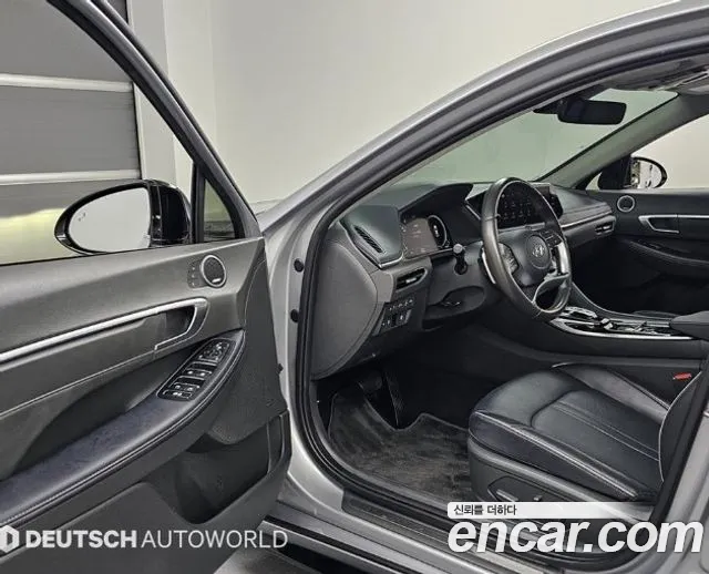 Hyundai Sonata — Фото автомобиля 11