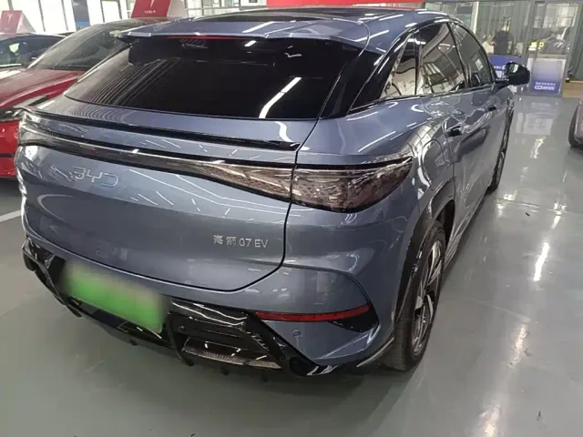 BYD Sealion 07 EV — Фото автомобиля 6