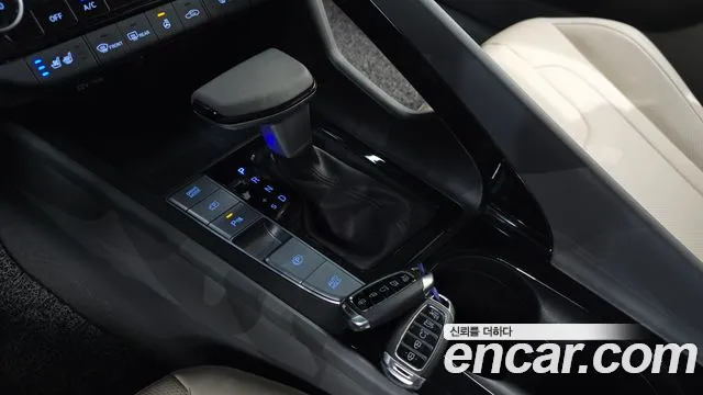 Hyundai AVANTE Avante (CN7) — Фото автомобиля 9