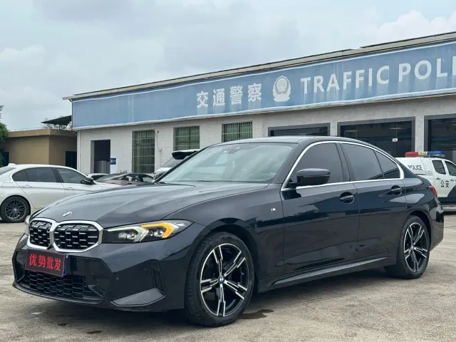 BMW 3 Series — Фото автомобиля 3