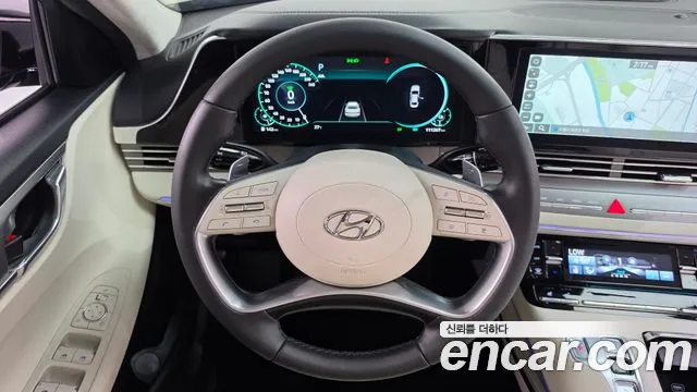 Hyundai Grandeur Grandeur (New) Hybrid — Фото автомобиля 13