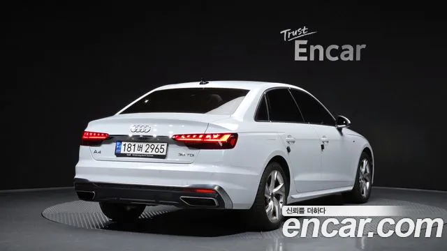 Audi A4 — Фото автомобиля 2