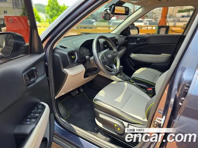 Hyundai Venue — Фото автомобиля 7
