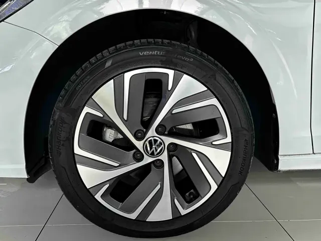 Volkswagen Bora — Фото автомобиля 17