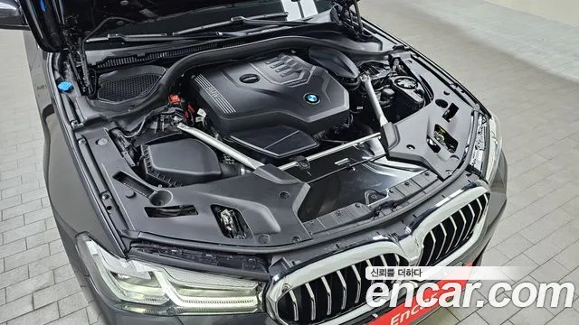 BMW 5-Series — Фото автомобиля 6