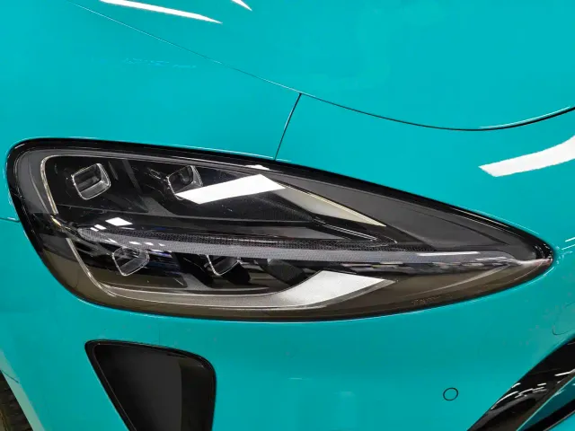 Xiaomi SU7 — Фото автомобиля 18